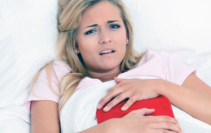 Болит желудок при беременности: стоит ли опасаться?