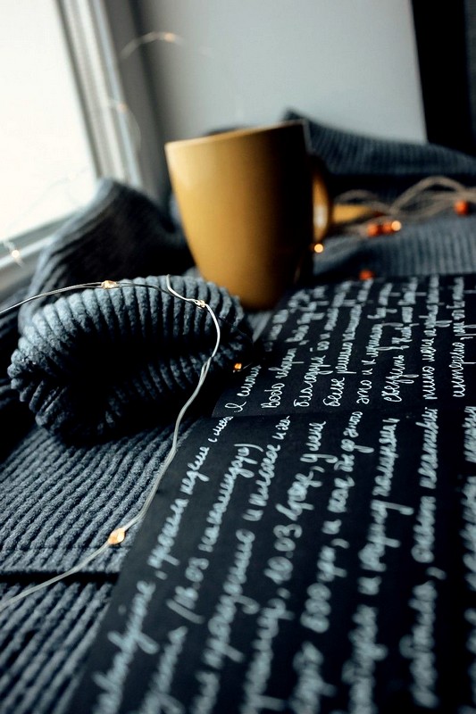 Какие текстильные материалы создают уют в интерьере?